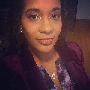 Meet your Posher, Elecia